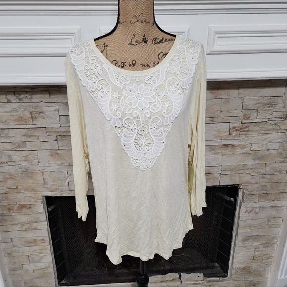 Reba cream and white lace overlay long sleeve tunic plus‎ size 1X new!!! - Picture 1 of 8